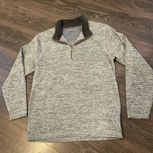 Men’s Weatherproof Vintage . Size large. Pullover 100% Polyester . Soft and warm